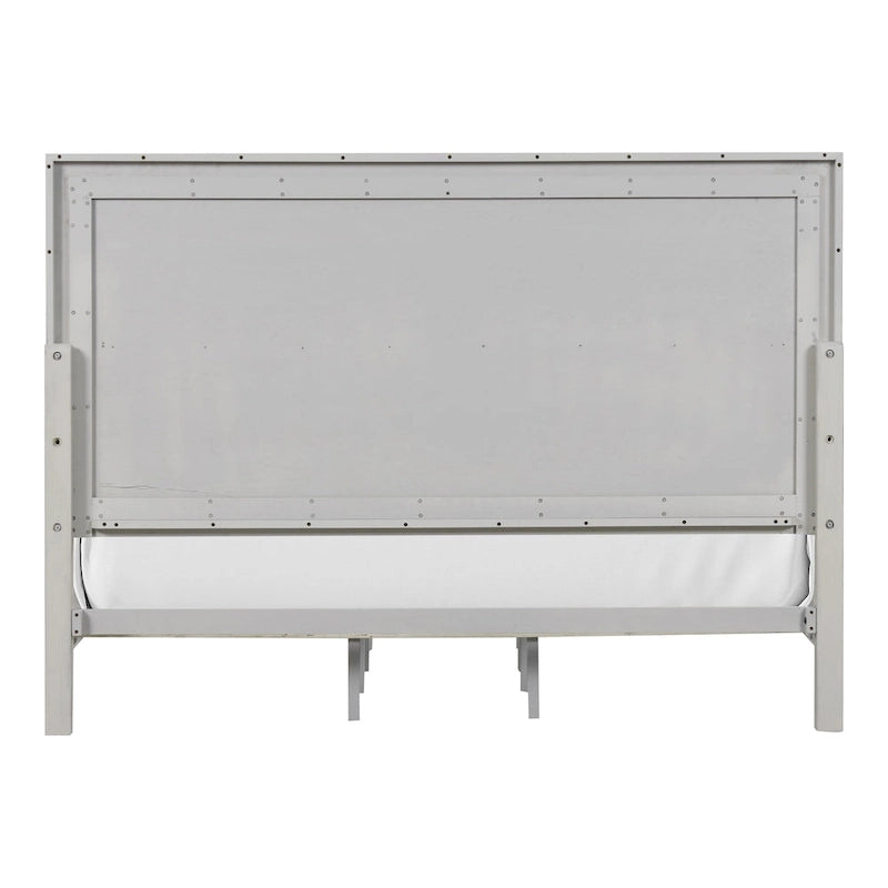 Lit en panneaux de bois blanc rustique